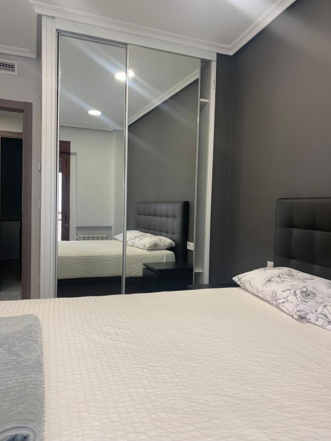 Apartamento Deluxe, 4 Habitaciones, Parking Madrid Exterior photo